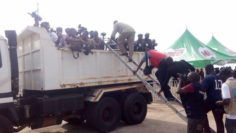 Ghanaian Journalists Should STOP Blaming Gov't for Independence Day Tipper Truck Fiasco | They Are Worth What They Get