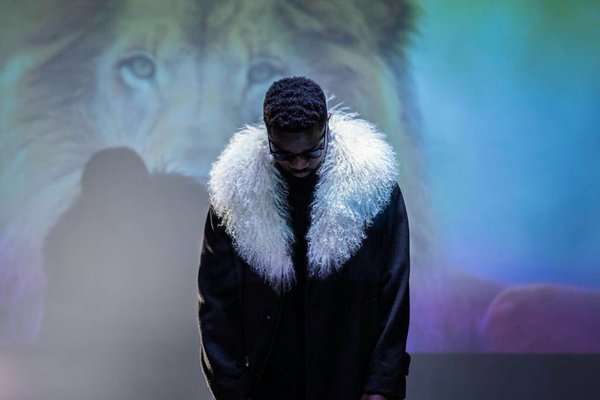 CHRIS-VINCENT Writes: Sarkodie's 'Azonto Fans' Are Missing the Point…They Can't Still Spot the Hovering Irony