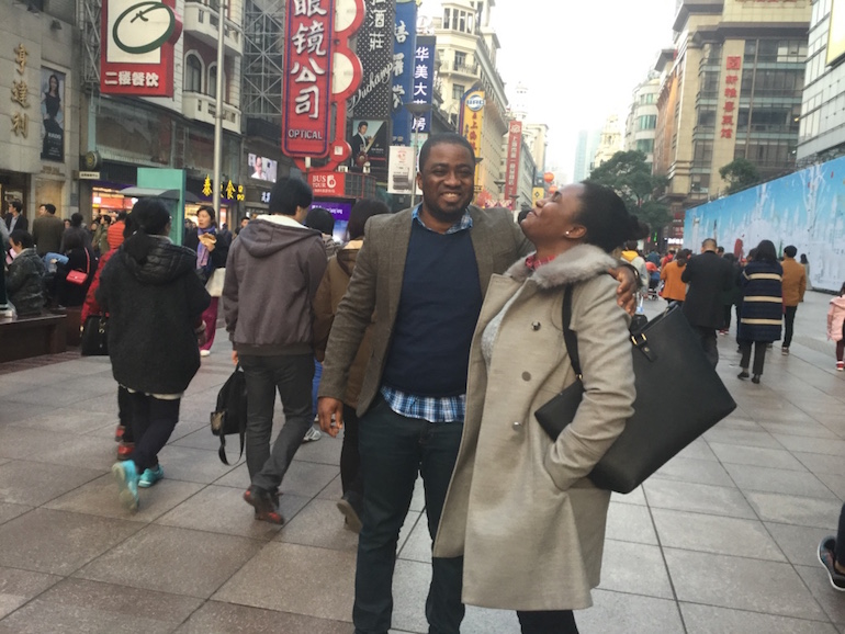 Travel And See With the Febiris: And We Landed in the Beautiful City of Shanghai Where We Ate Delicious Frog Meat And Pig Brains