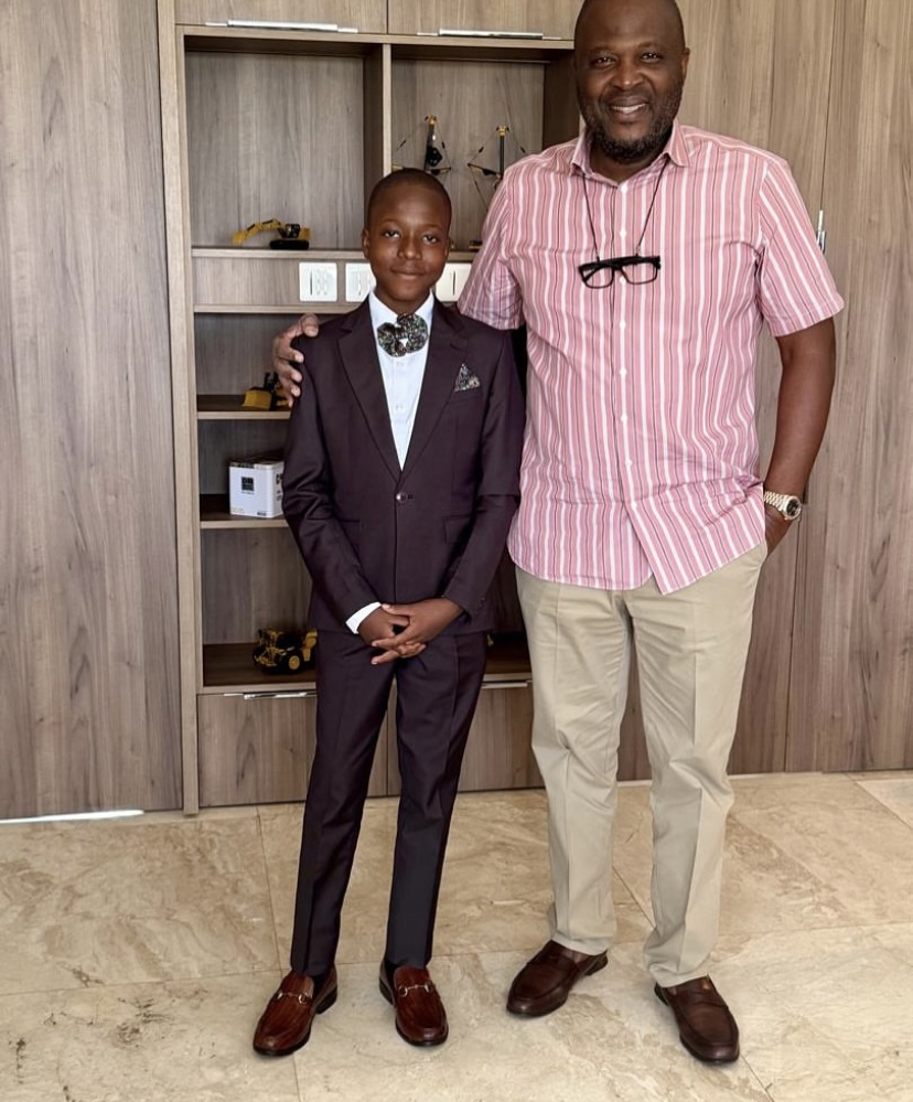 Ibrahim Mahama Gives 13-Year-Old KNUST Student A Private Jet Tour, Pledges Full Scholarship